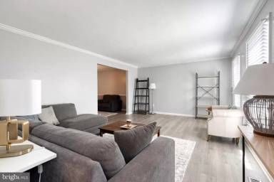 Main picture of 7904 Severn Hills Way