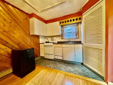 Main picture of 15 Woodside Ave