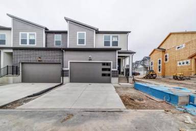 Main picture of 1517 N 4030 W Over
