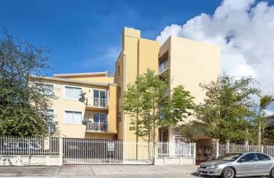 Main picture of 735 SW 2nd St