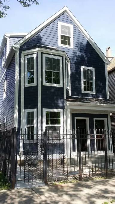 Main picture of 3218 N Drake Ave