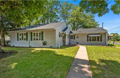 Main picture of 3201 S Bellaire St