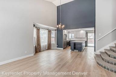 Main picture of 11743 Fenton St
