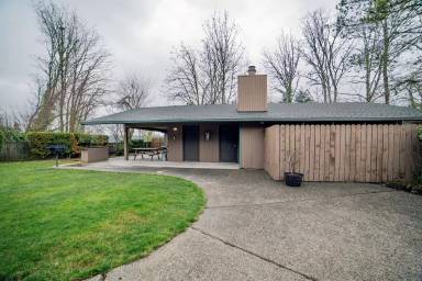 Main picture of 13562 37th Ave S