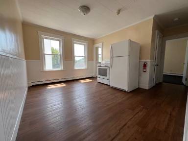 Main picture of 40 Chalapa Ave