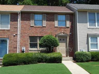 Main picture of 2065 Fairways Ct NW