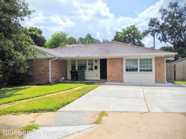 Main picture of 606 Bizerte St