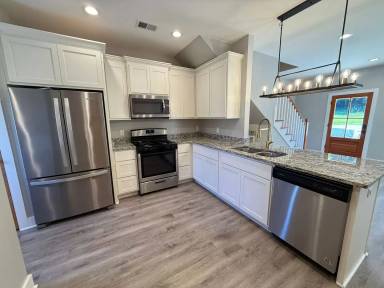 Main picture of 35 Breckinridge Cv