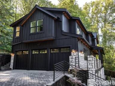 Main picture of 10661 Forbes Creek Dr