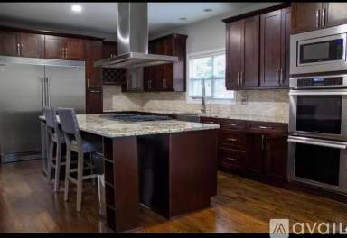 Main picture of 2227 Wayside Dr NE