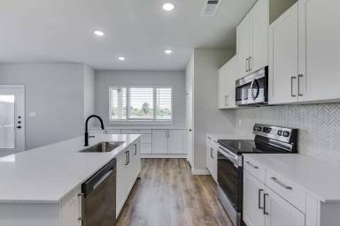 Main picture of 4062 Clovis St