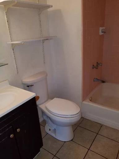 Main picture of 12 Lunalilo St