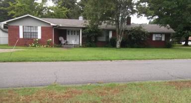 Main picture of 3 Fontaine Dr