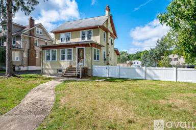 Main picture of 364 Brightwood Ave