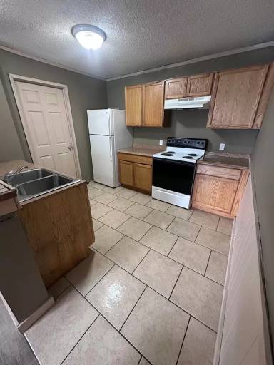 Main picture of 529 East Adams Street