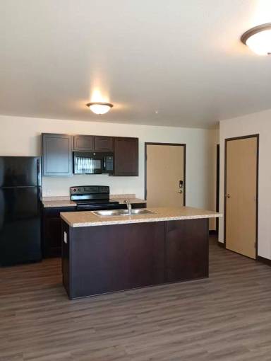 Main picture of Pine Crest Apartments