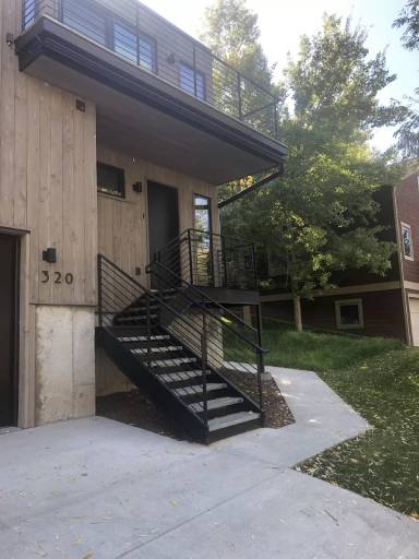 Main picture of 320 Aspen Dr
