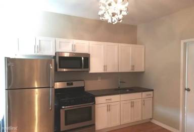 Main picture of 1719 Madison St