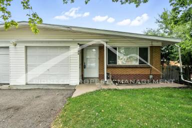 Main picture of 1870 Iris St