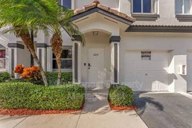 Main picture of 2214 SE 23rd Ave