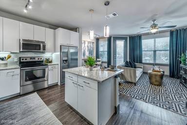Main picture of 2912 Oak Lawn Ave