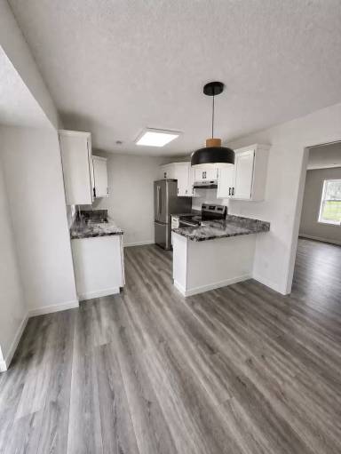 Main picture of 404 E Malinda Dr