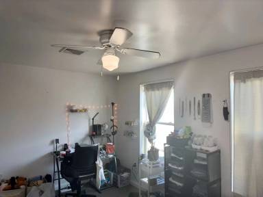Main picture of 1612 N Willington St