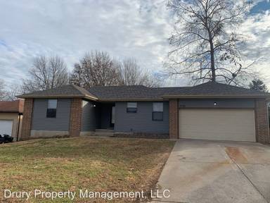 Main picture of 5726 S Franklin Ave