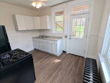 Main picture of 1429 Beechview Ave