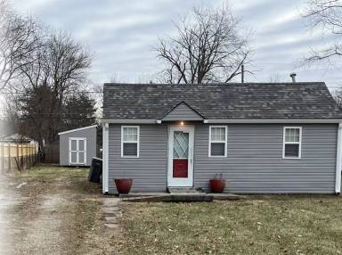 Main picture of 1605 S Whittier Pl