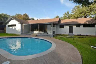 Main picture of 2309 Wooded Acres Dr
