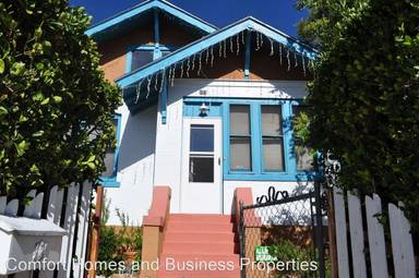 Main picture of 118 Maple St NE