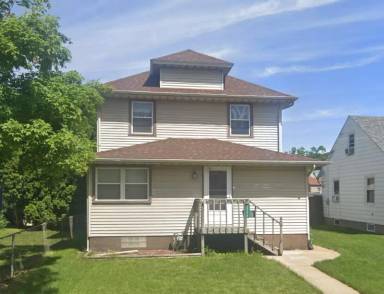 Main picture of 2728 Redwood Ave