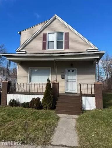 Main picture of 945 King St