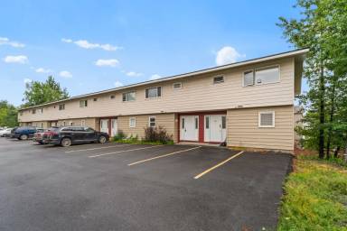 Main picture of 470 Dailey Ave