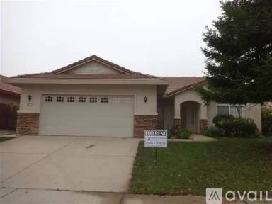 Main picture of 819 Ross Dr