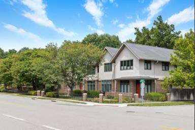 Main picture of 4455 Rainbow Blvd