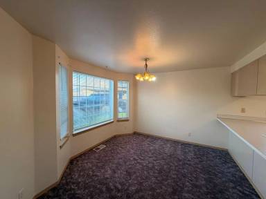 Main picture of 165 Silverado Ct