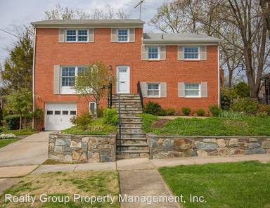 Main picture of 9917 Marquette Dr