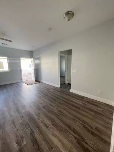 Main picture of 1420 Ogallala St