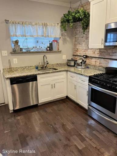 Main picture of 3021 W Colona St