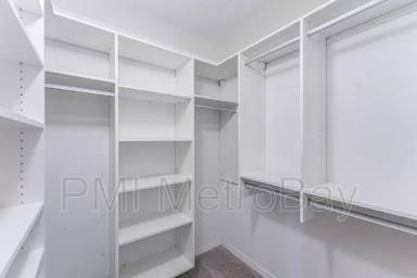 Main picture of 10525 Lake Montauk Dr