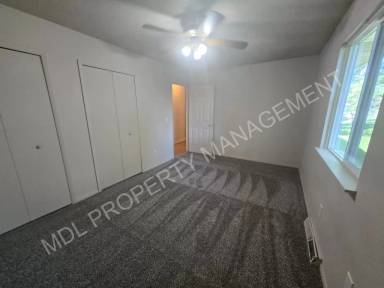 Main picture of 5700 Lessandro St