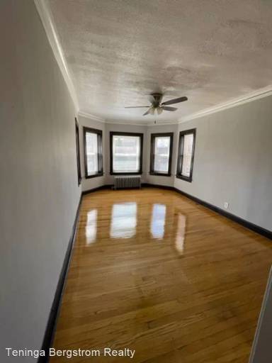 Main picture of 502 E 82nd St