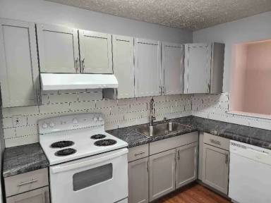 Main picture of 807 W Spring Meadow Ct