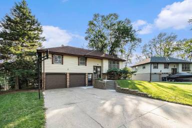 Main picture of 7208 Pine Dr