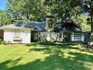 Main picture of 2361 S Sheridan Blvd