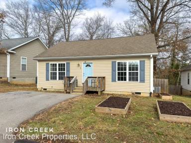 Main picture of 8 Bear Creek Dr