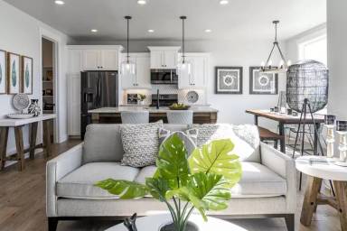 Main picture of 14367 S Bella Vea Dr
