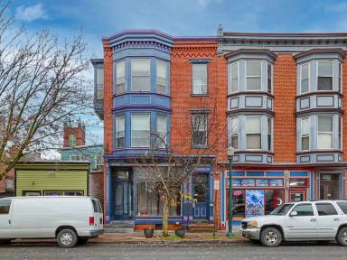 Main picture of 1006 1/2 N 3rd St